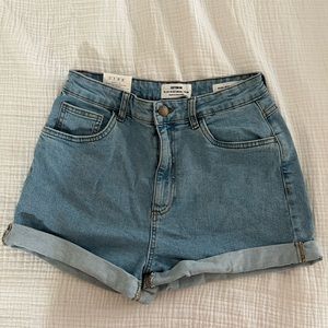 Size 8 High ride class shorts